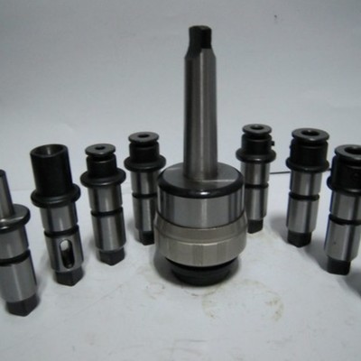 廠家直銷P860金屬拉拔油 優(yōu)質(zhì)潤滑保障，助力高效工業(yè)生產(chǎn)